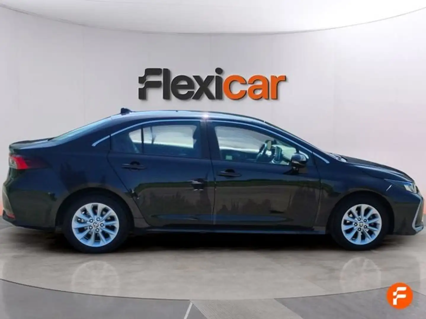 Toyota Corolla 140H Active Plus Negro - 2
