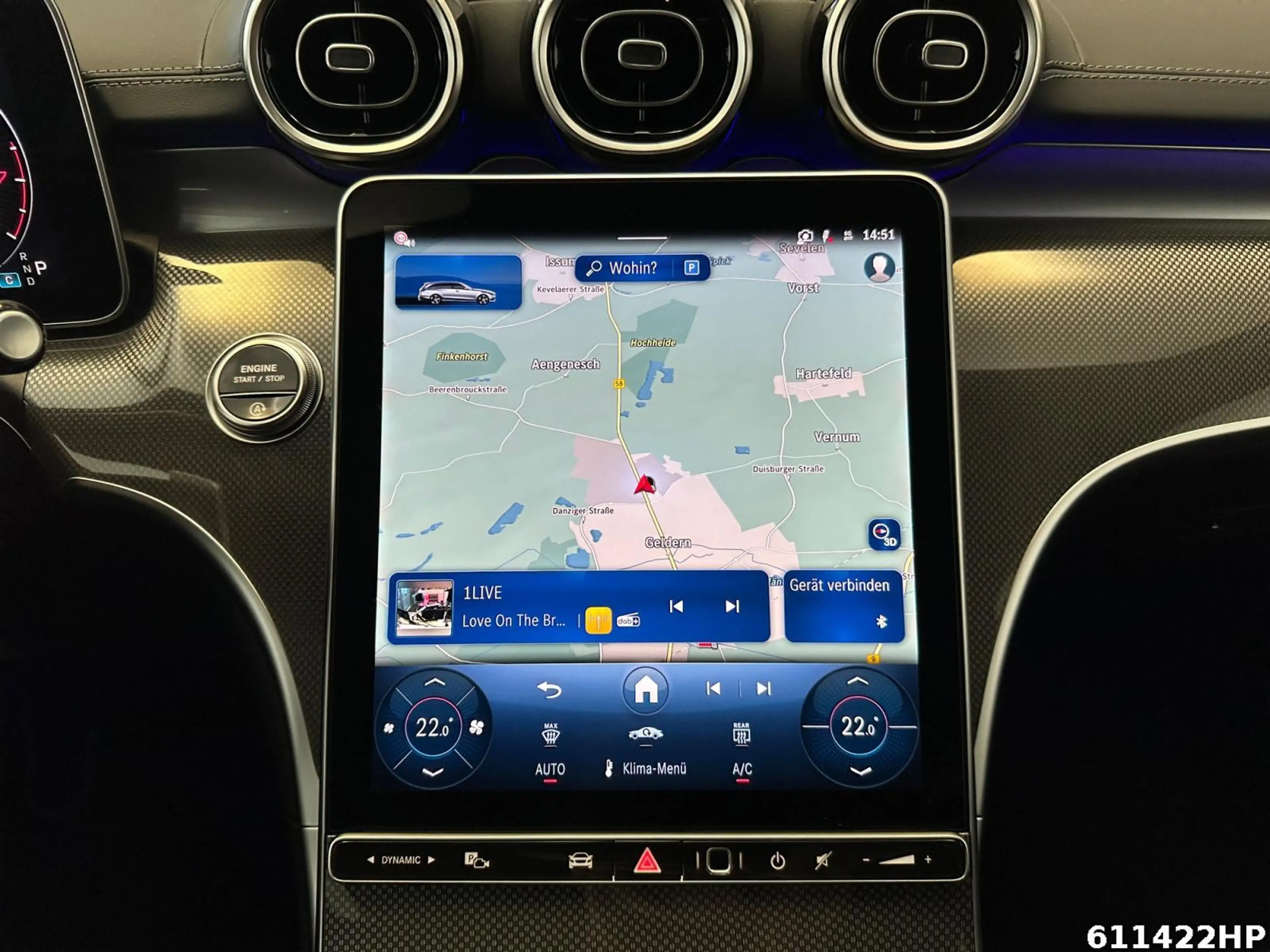 Mercedes-Benz C 300 T AMG AHK Distronic Night Kamera Carplay — photo 10