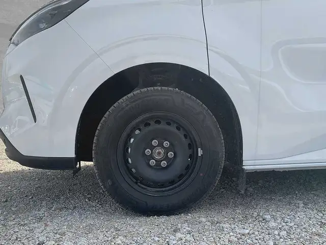 Ford Transit Custom view 9