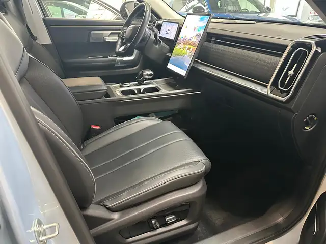 Jaecoo J7 view 13