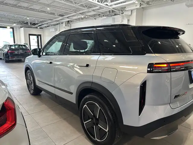Jaecoo J7 view 5