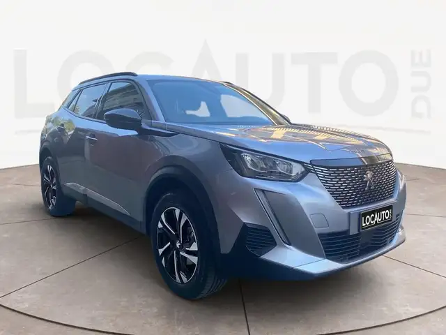 Peugeot 2008 view 3