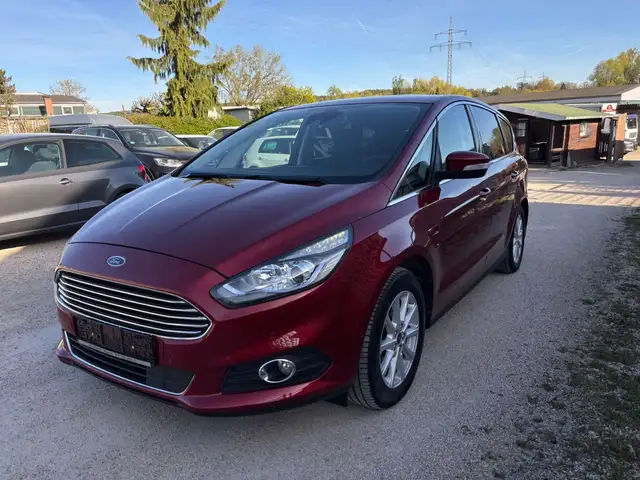 Ford S-Max S-MAX Titanium,Standheiz.,AHK,S-heft.,TOP