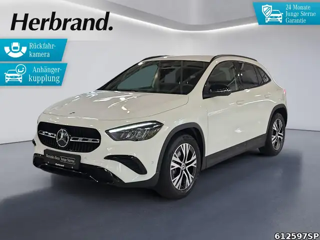 Mercedes-Benz GLA 200 Progressive AHK Night Kamera LED
