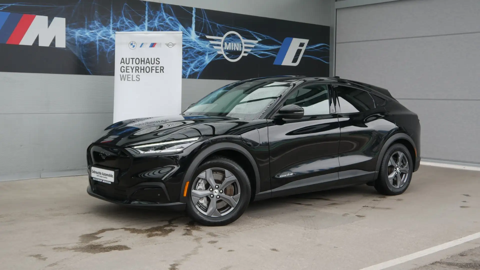 Ford Mustang Mach-E Mustang Mach-E Elektro 68kWh S Schwarz - 1