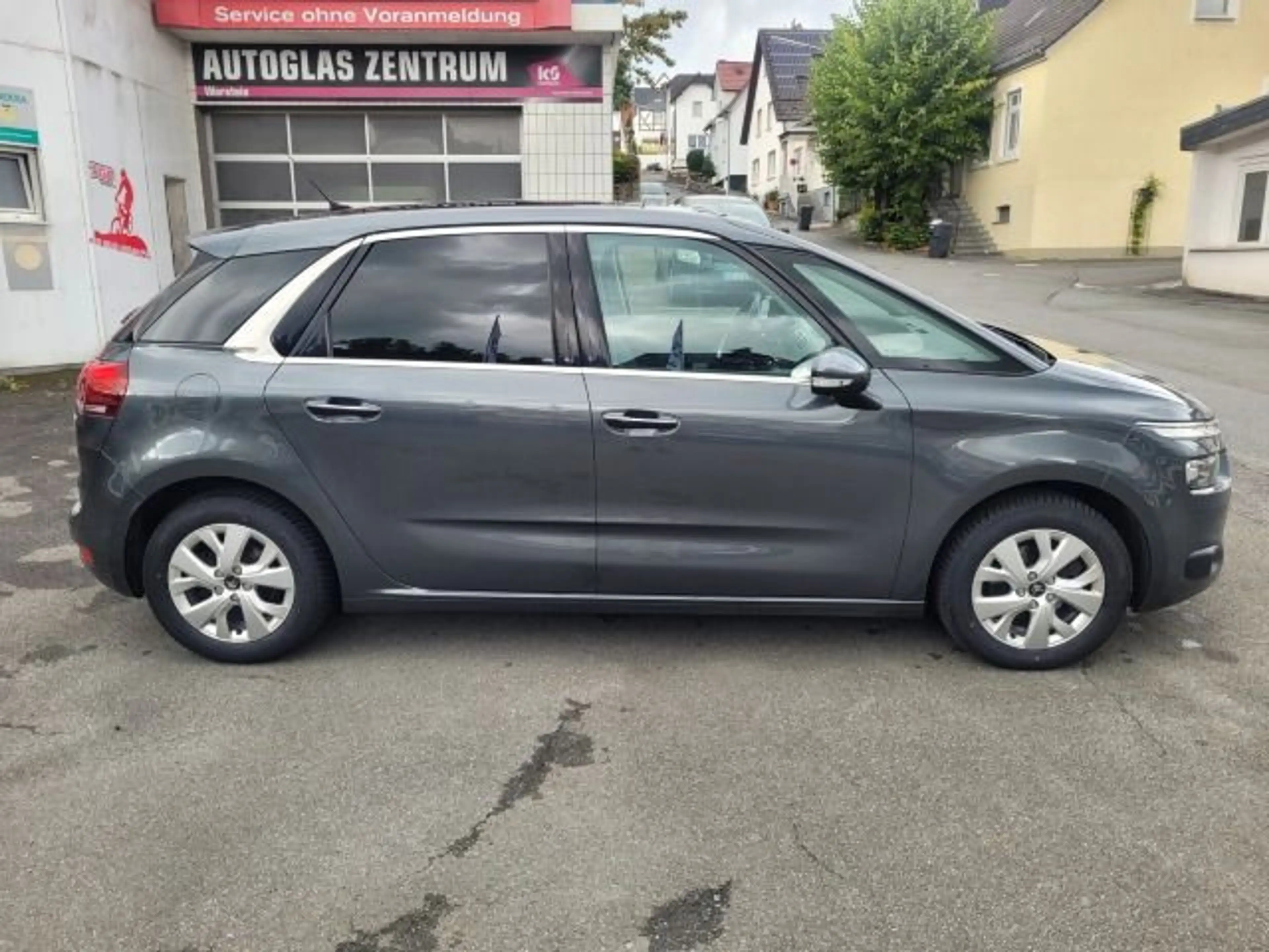Citroen C4 Picasso /Spacetourer Intensive — photo 5