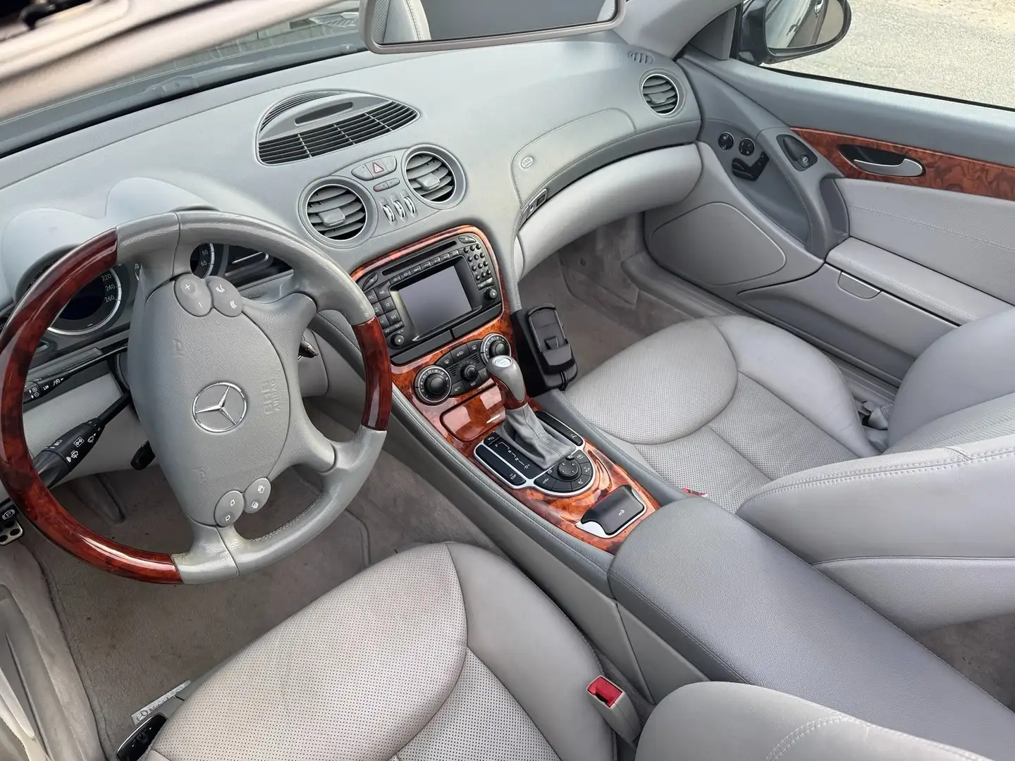 Mercedes-Benz SL 500 SL 500 Schwarz - 2