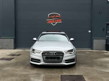 4.0 TFSI V8 Quattro Bose