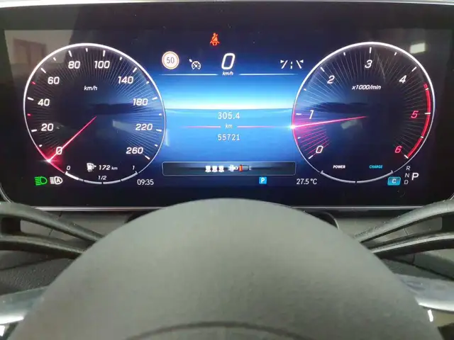 Mercedes-Benz GLC view 11