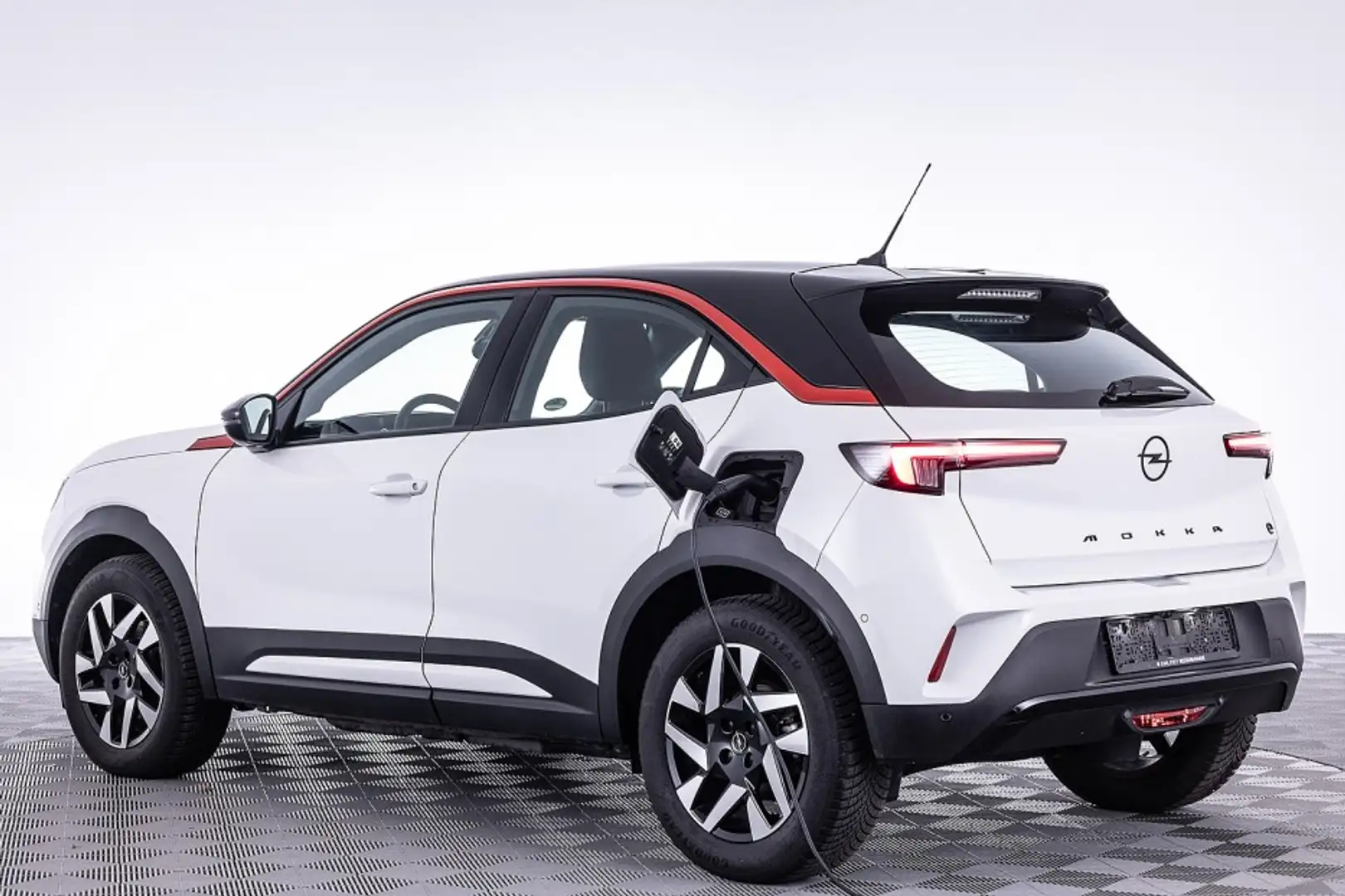Opel Mokka-E GS Line 50-kWh | SOH 100% | Half LEDER | ECC | Ful Blanc - 2
