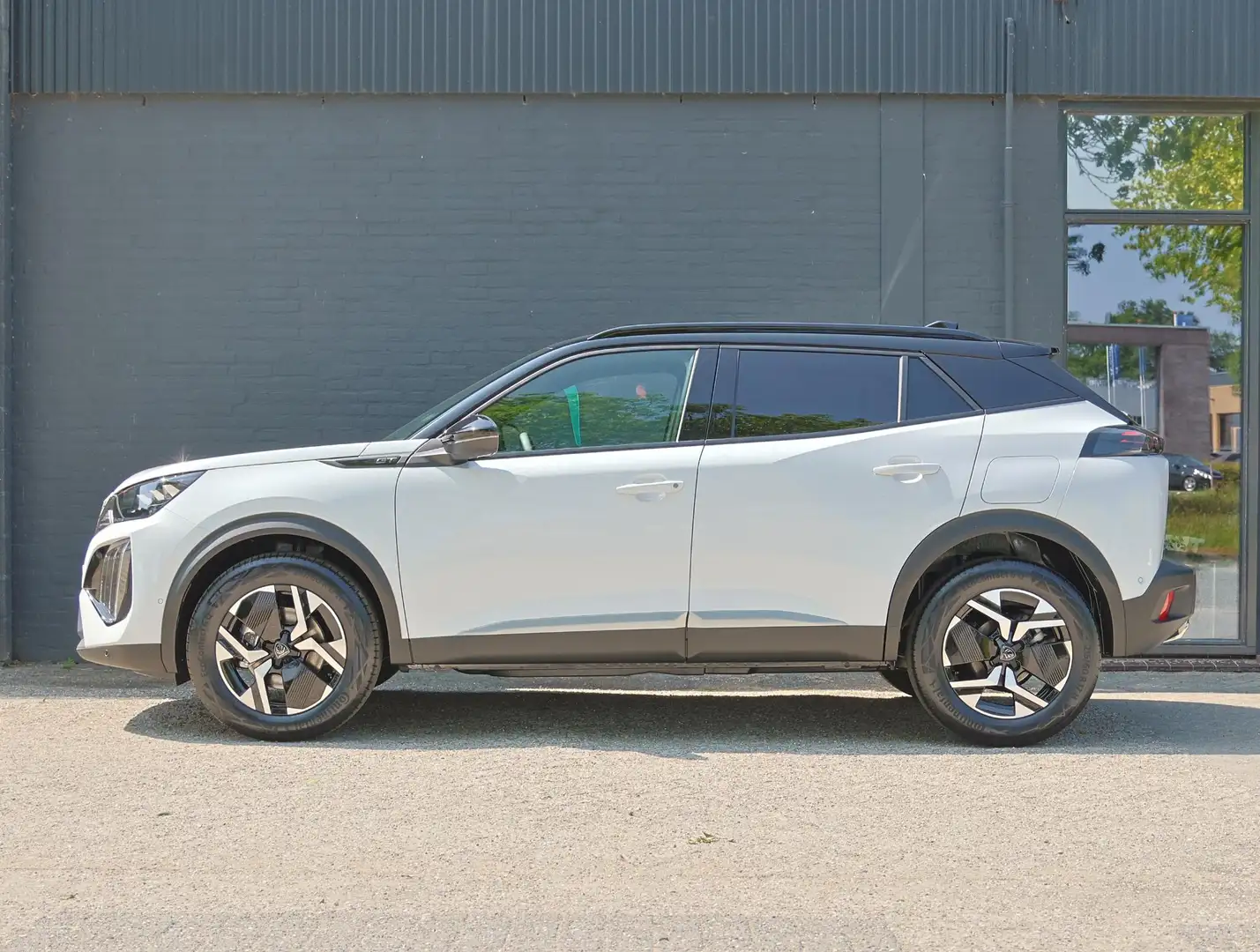 Peugeot 2008 1.2 Hybrid 145PK GT | VOORRAAD KORTING €4965,- | P Wit - 2