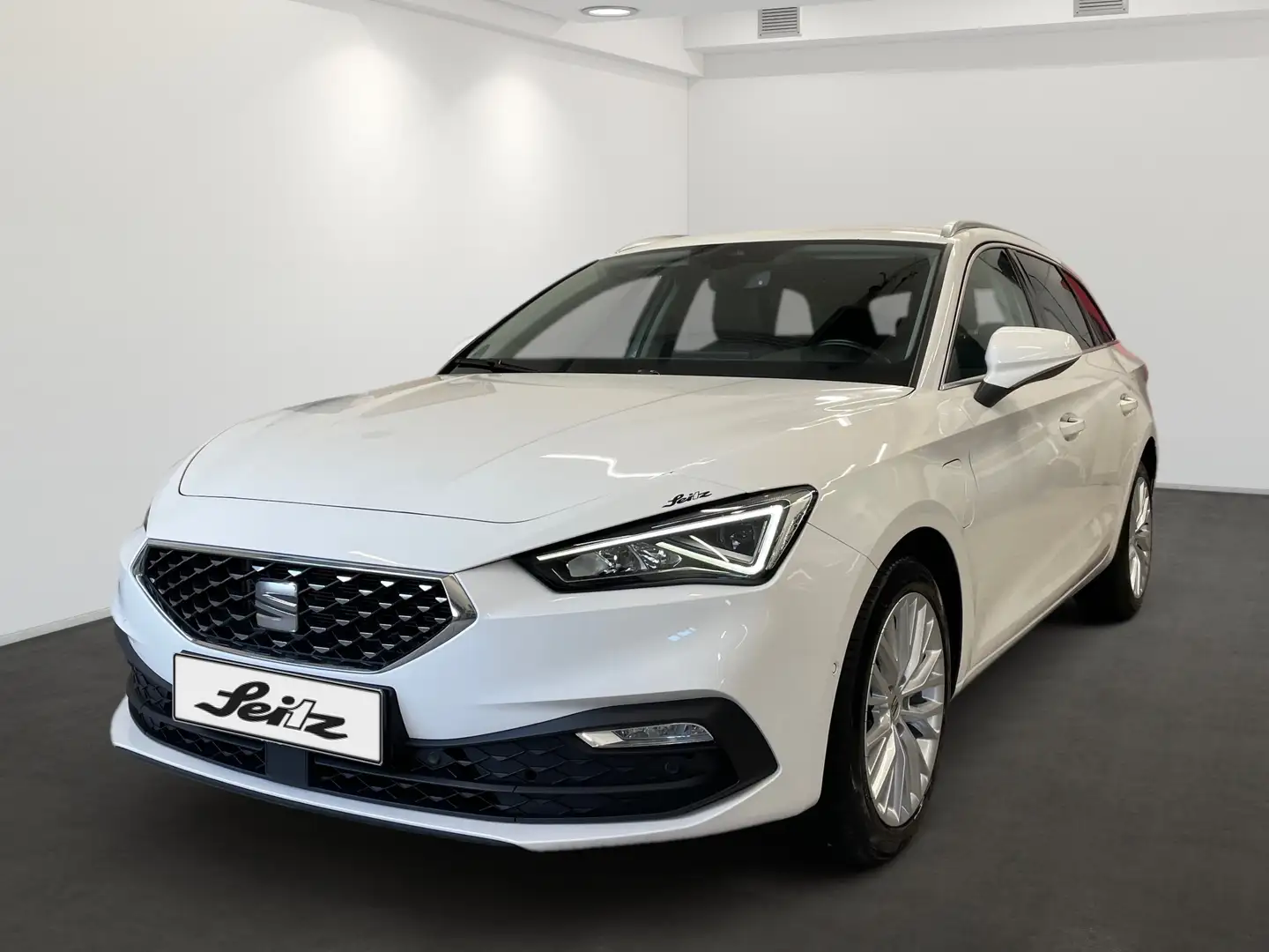 SEAT Leon Sportstourer 1.4 TSI e-Hybrid DSG Xcellence *AHK*L Weiß - 2