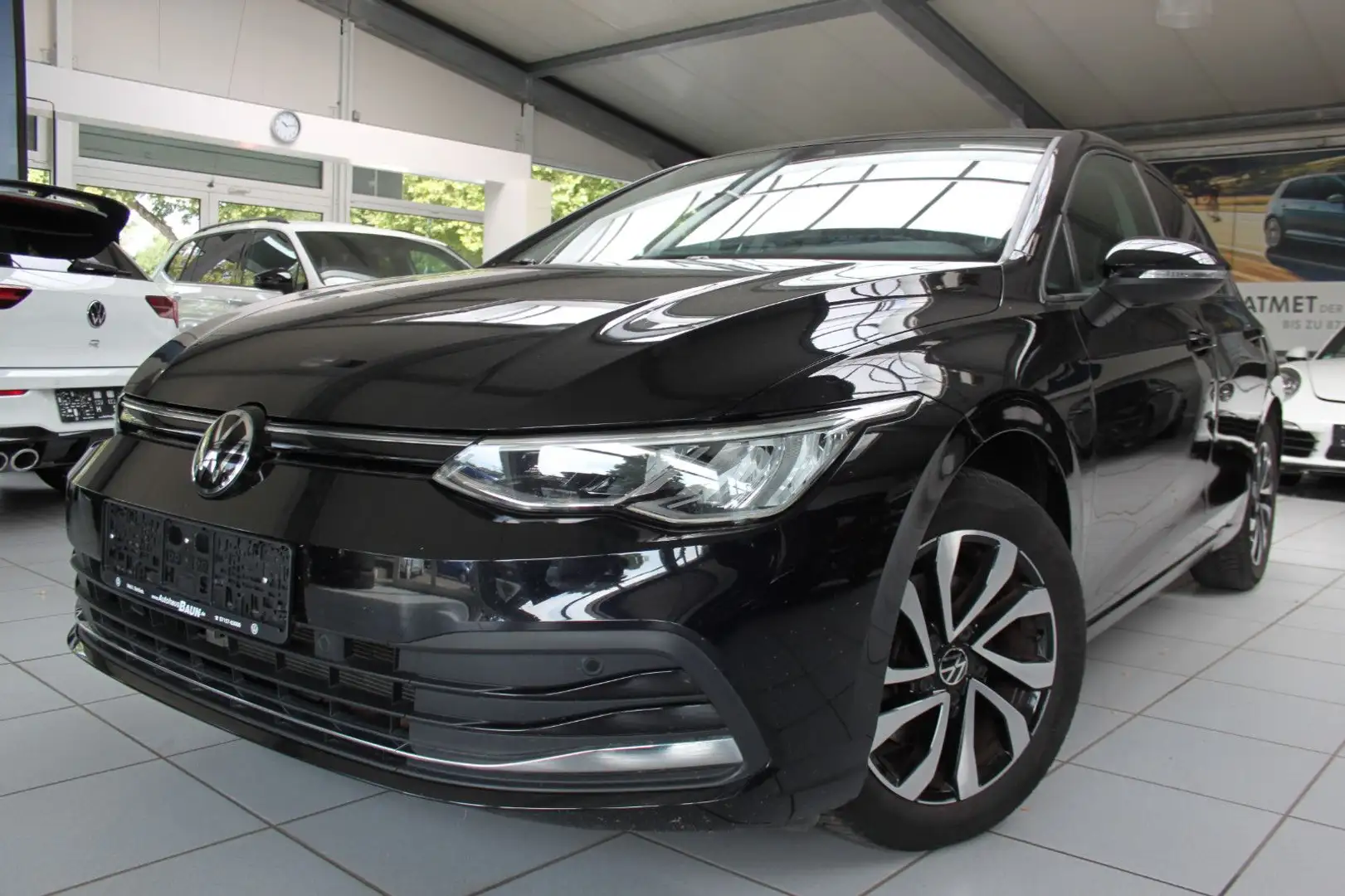 Volkswagen Golf VIII Lim./ACTIVE/ACC/STZHZ/NAVI/APP/PDC/ALU Noir - 2