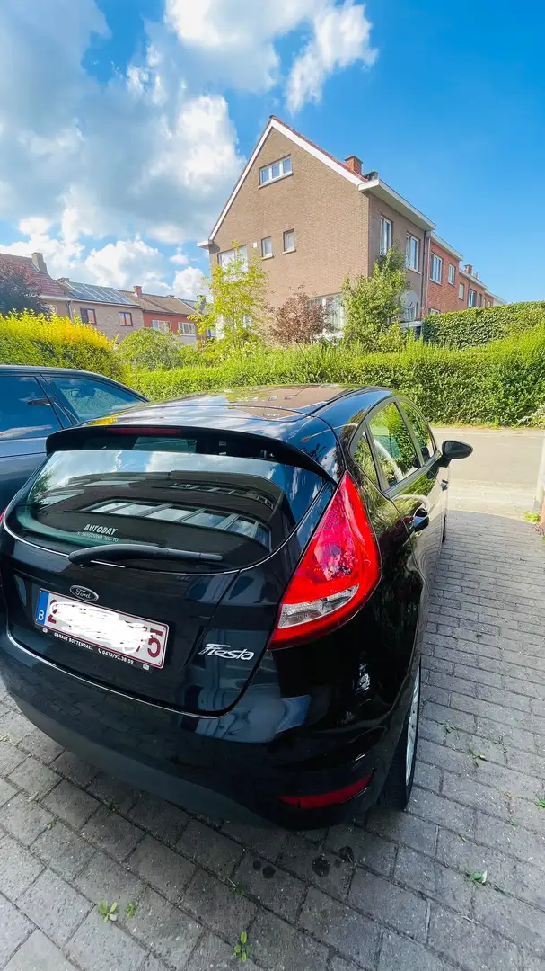 Ford Fiesta - 2