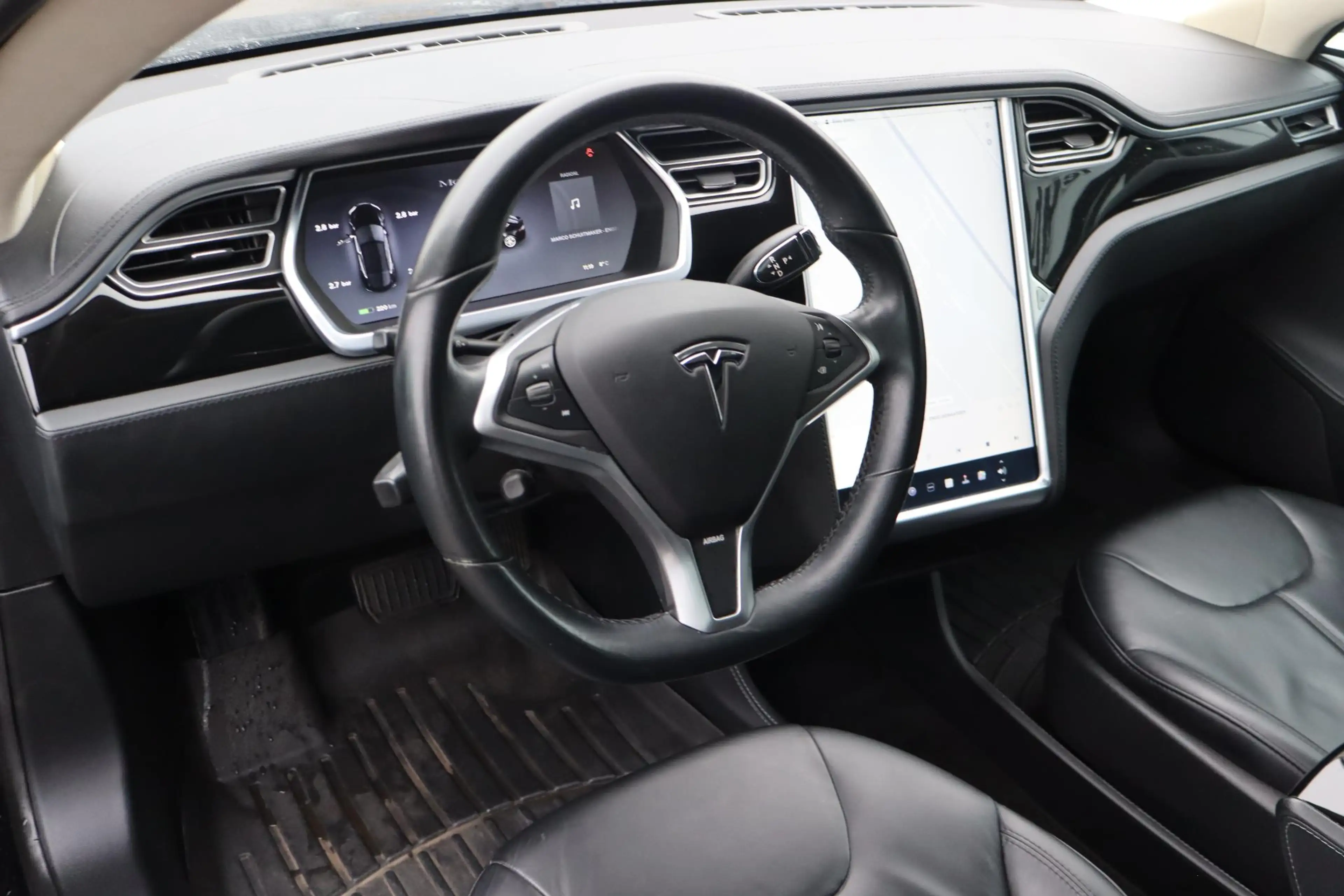 Tesla Model S 85 Signature Performance 90% SOH, Panoramadak, Cru — photo 9