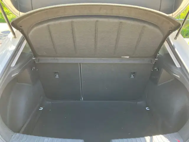 Seat Leon view 12