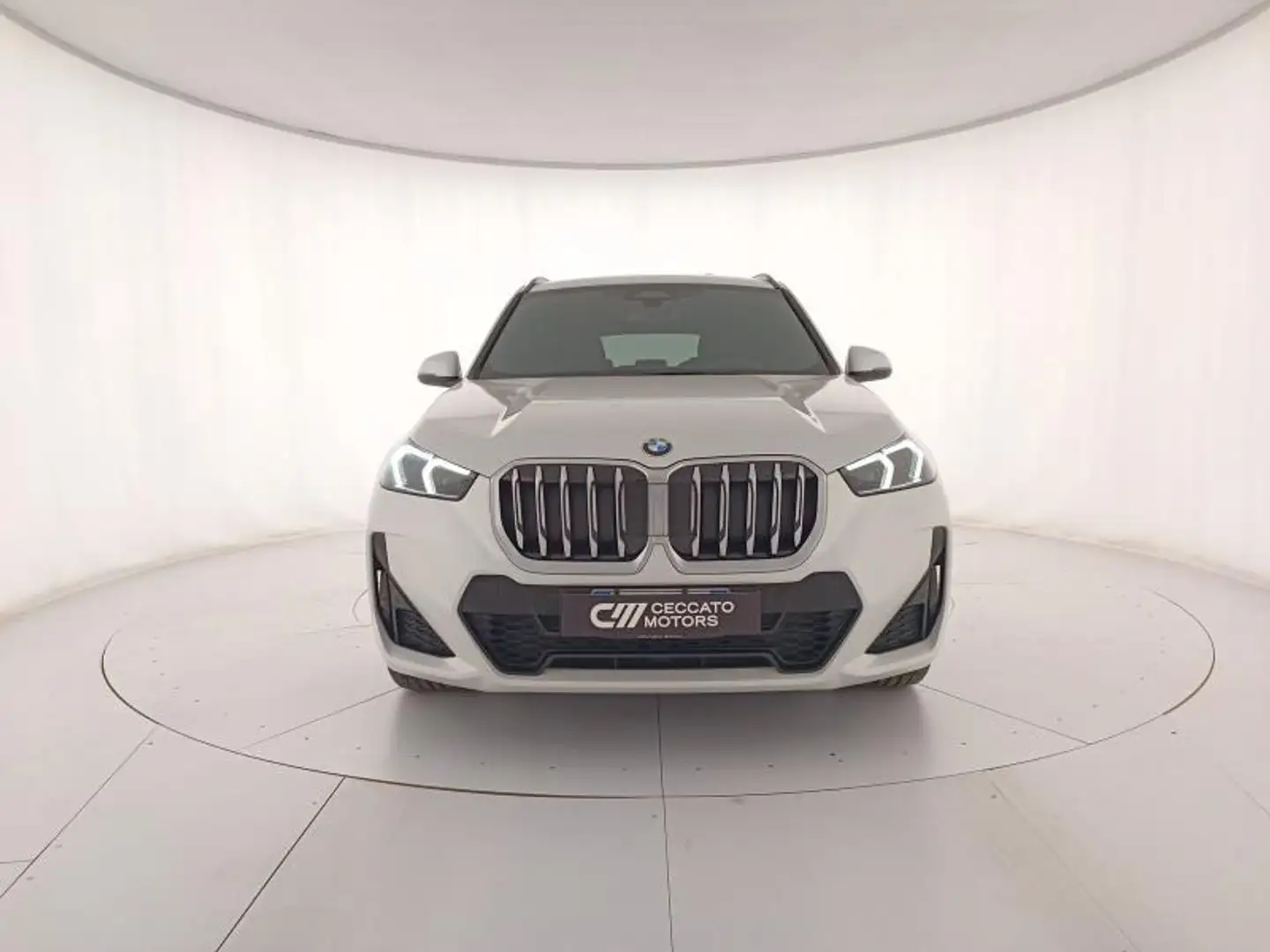 BMW X1 sdrive18d Msport auto Bianco - 2