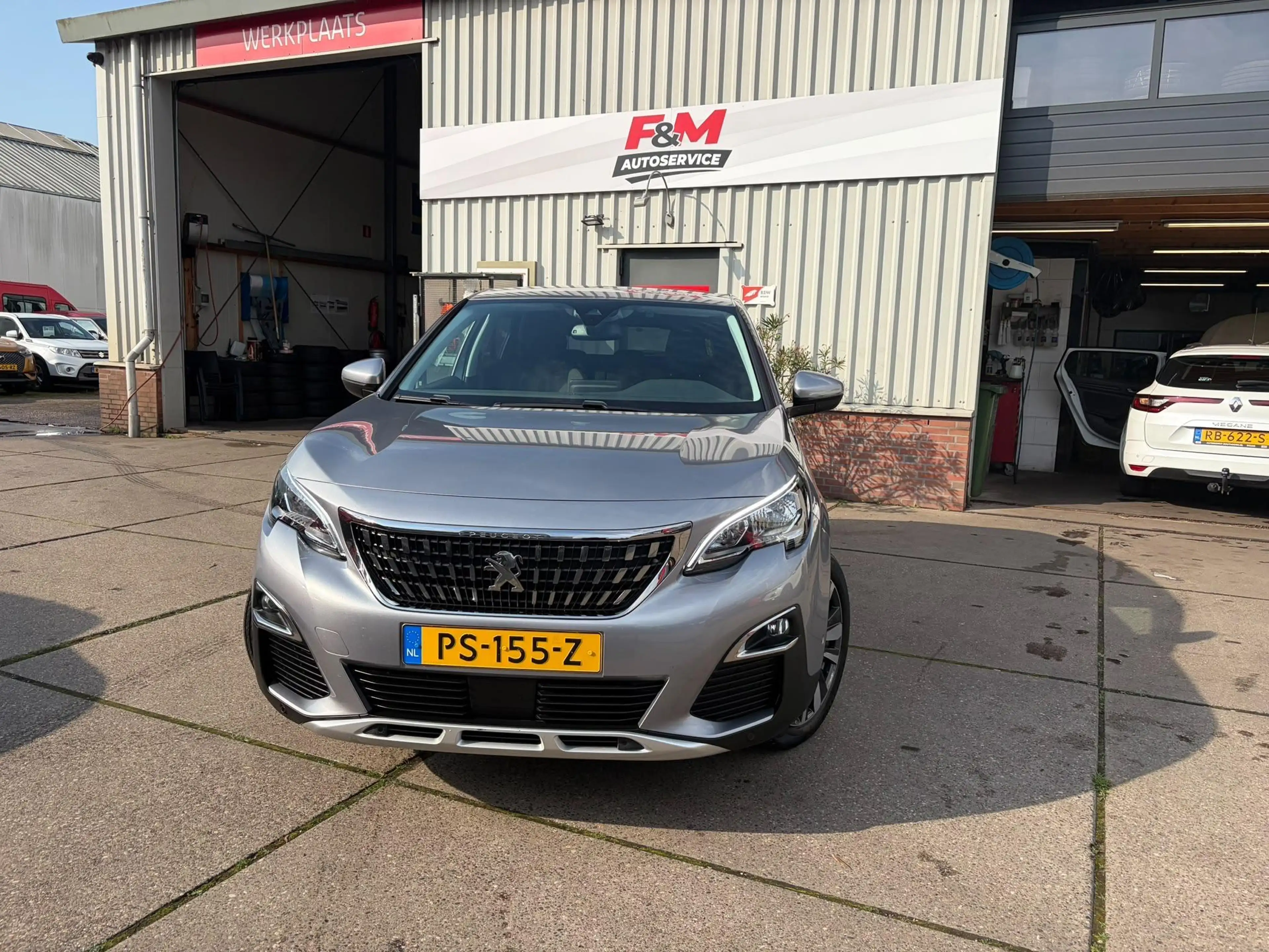 Peugeot 3008 1.2 PureTech Blue Lease Premium Clima, cruise, pdc — photo 2