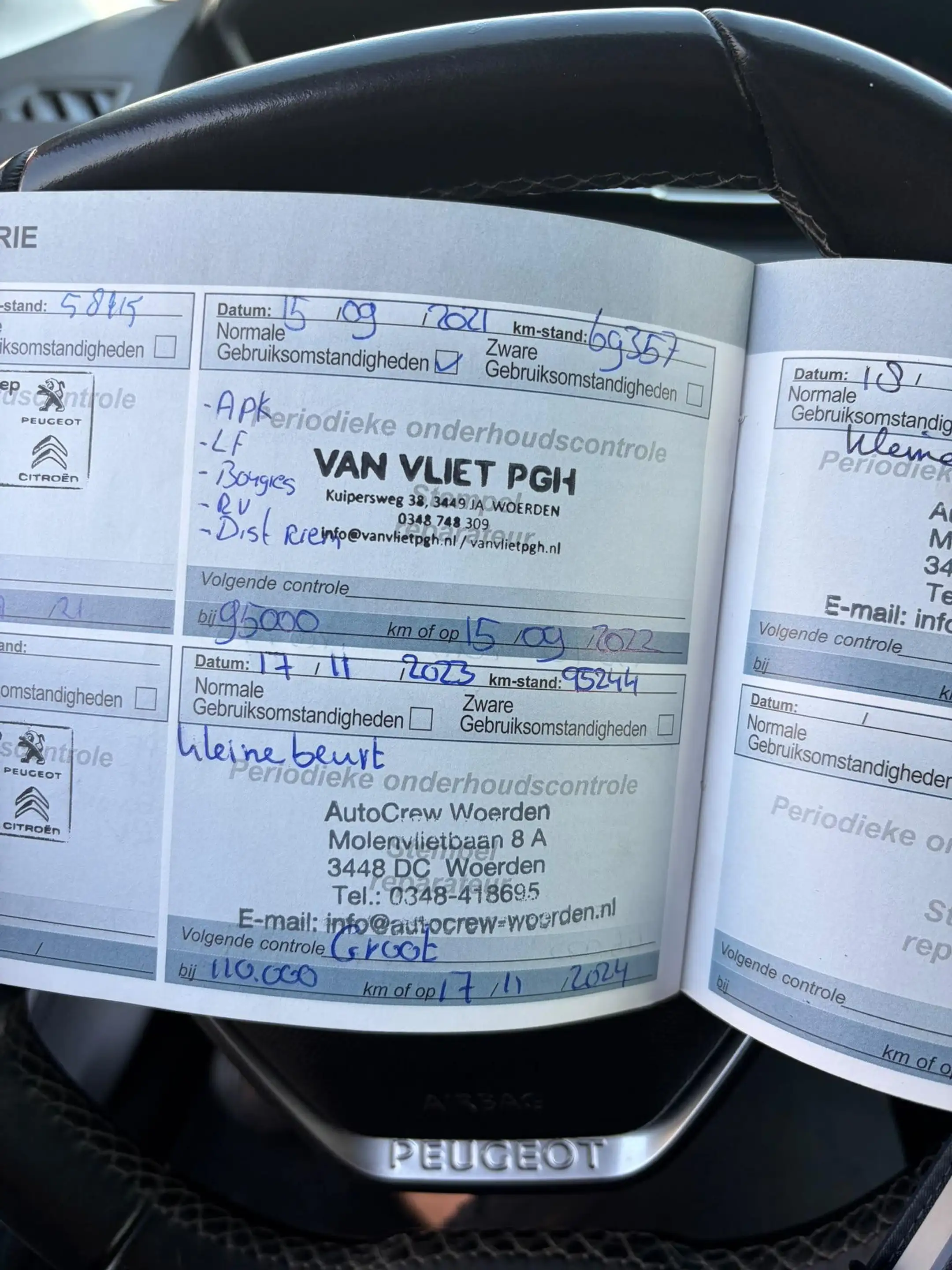 Peugeot 3008 1.2 PureTech Blue Lease Premium Clima, cruise, pdc — photo 19