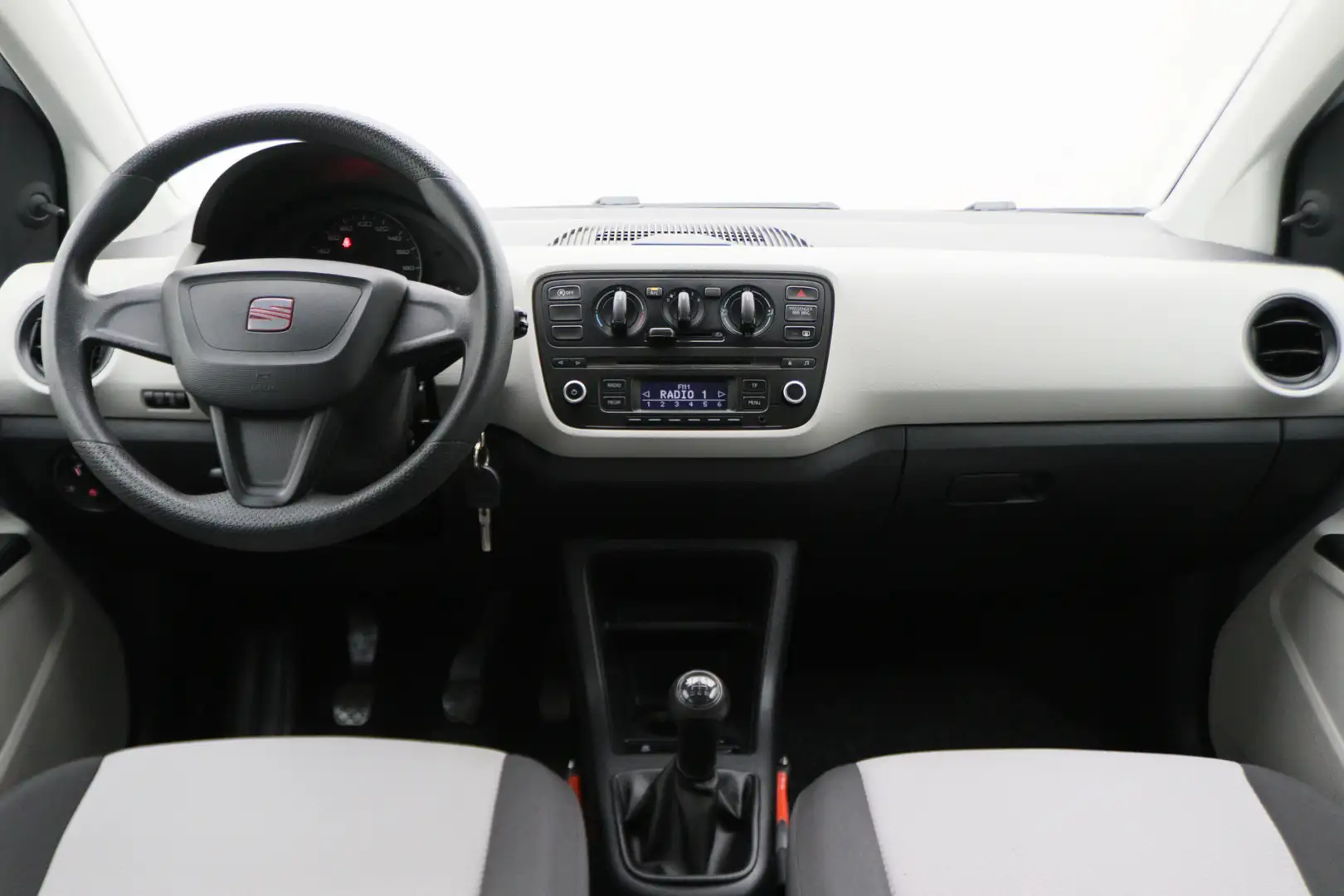 SEAT Mii 1.0 Style 5-Deurs, Airco, Noodremsysteem, Cruise, Gris - 2