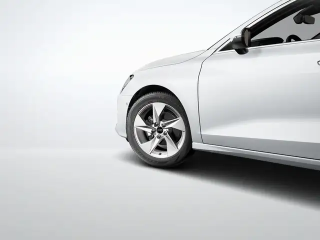 Audi A3 view 6