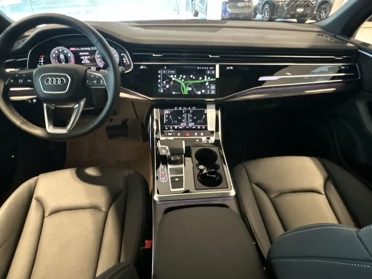 Audi Q7 снимка Audi Q7