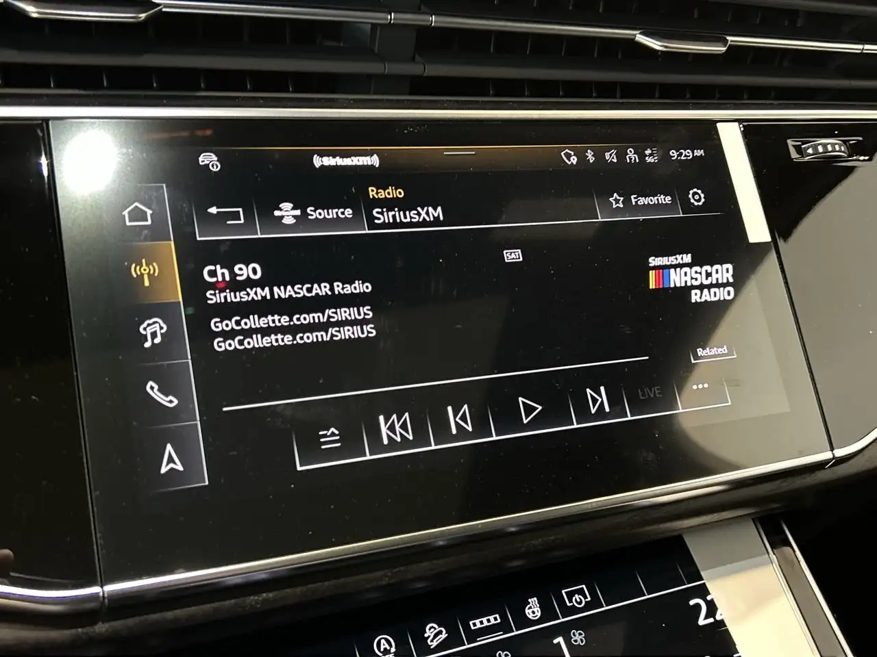 Audi Q7 снимка Audi Q7