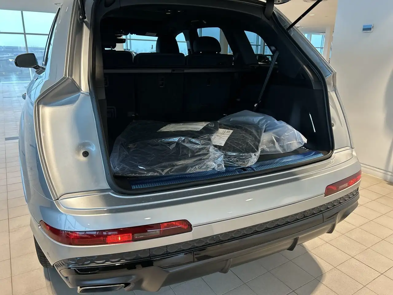 Audi Q7 снимка Audi Q7