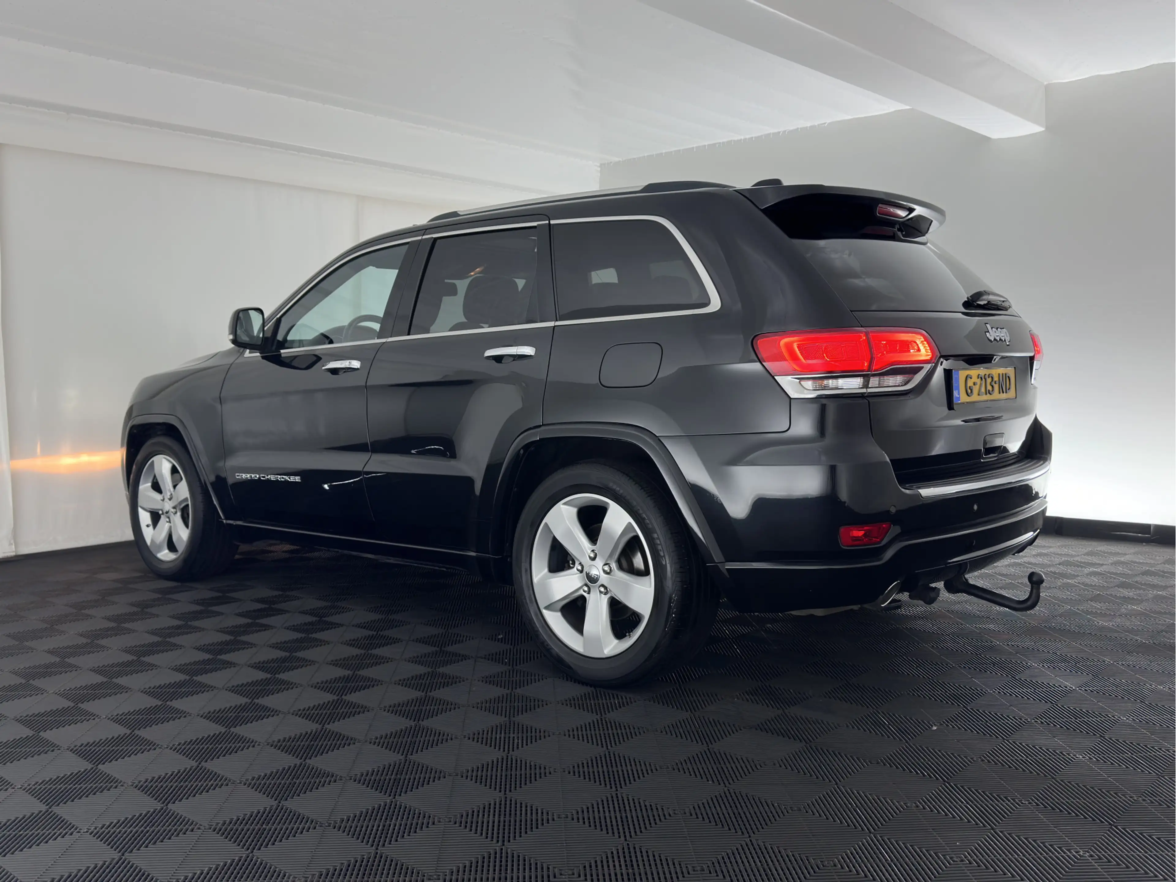 Jeep Grand Cherokee 3.0 CRD 75TH Anniversary Overland Aut. *PANO | LE — photo 4