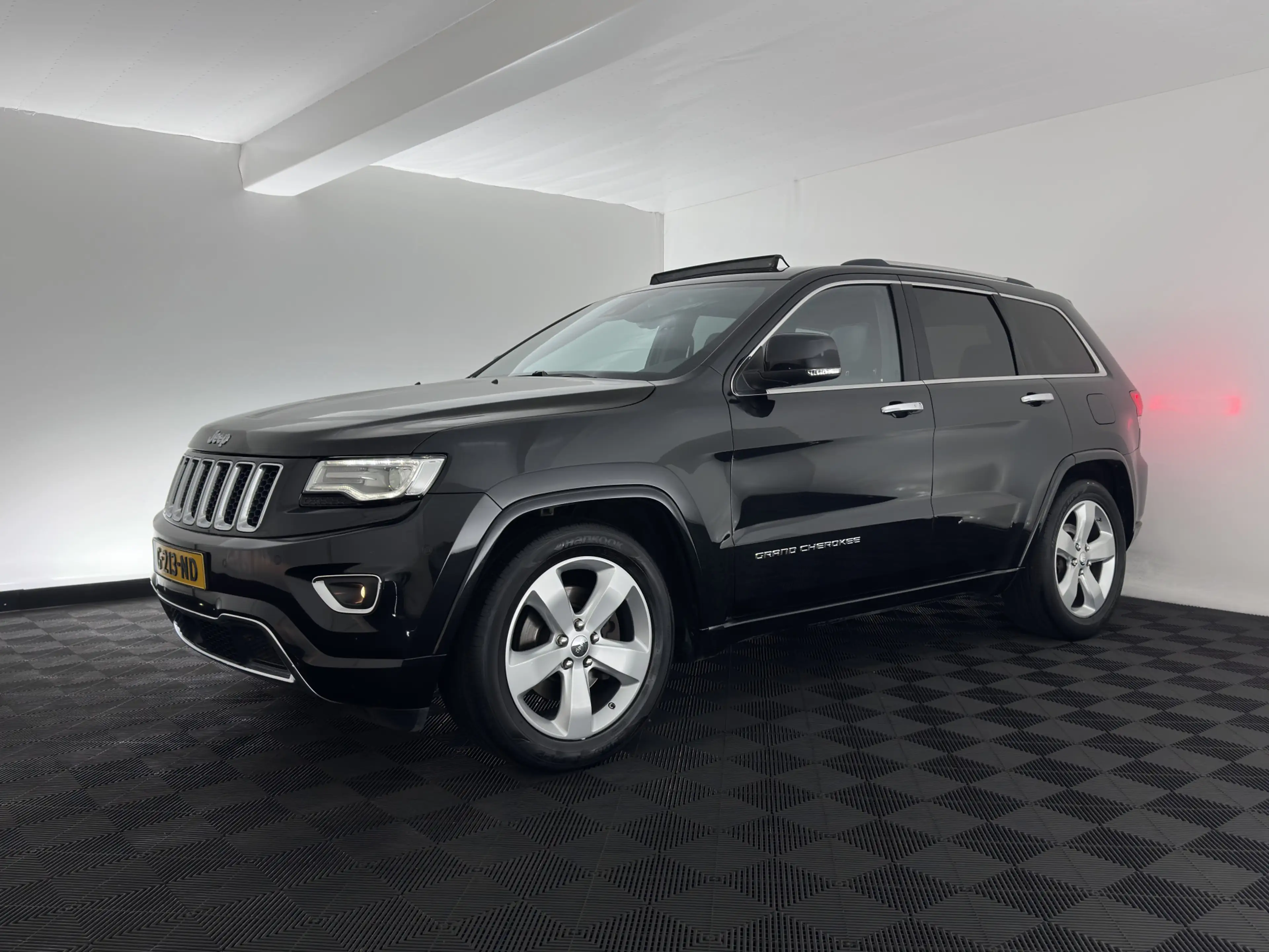 Jeep Grand Cherokee 3.0 CRD 75TH Anniversary Overland Aut. *PANO | LE — photo 3