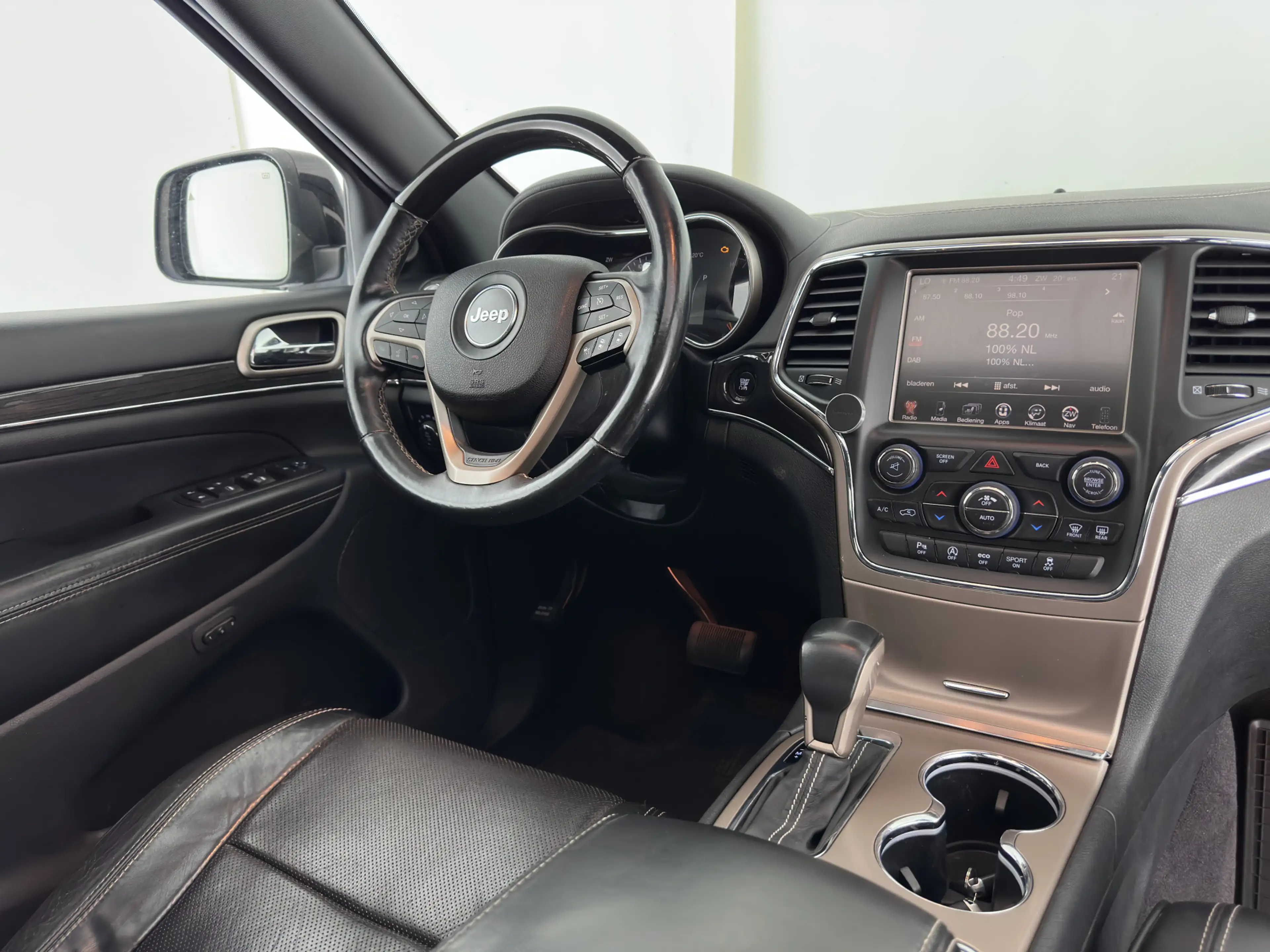 Jeep Grand Cherokee 3.0 CRD 75TH Anniversary Overland Aut. *PANO | LE — photo 9