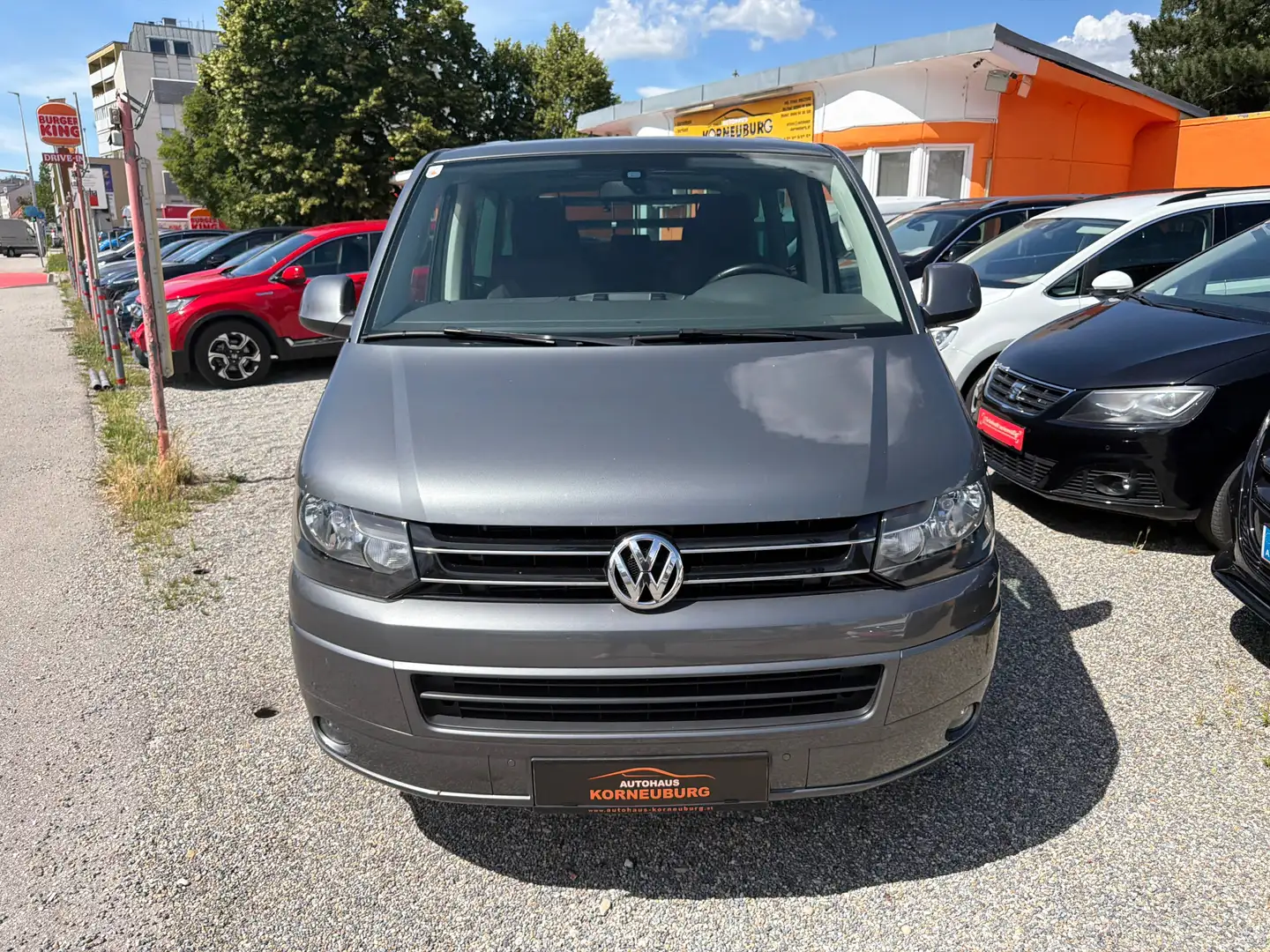 Volkswagen T5 Multivan Special *7.Sitzer*Rückfahrkamera*NAVI*Fahrradträger* Grau - 2