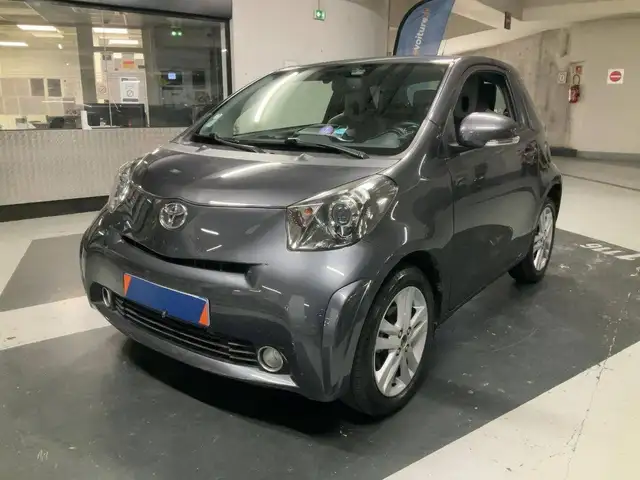 Toyota iQ 100 VVT-i Iconic Pack MultiDrive