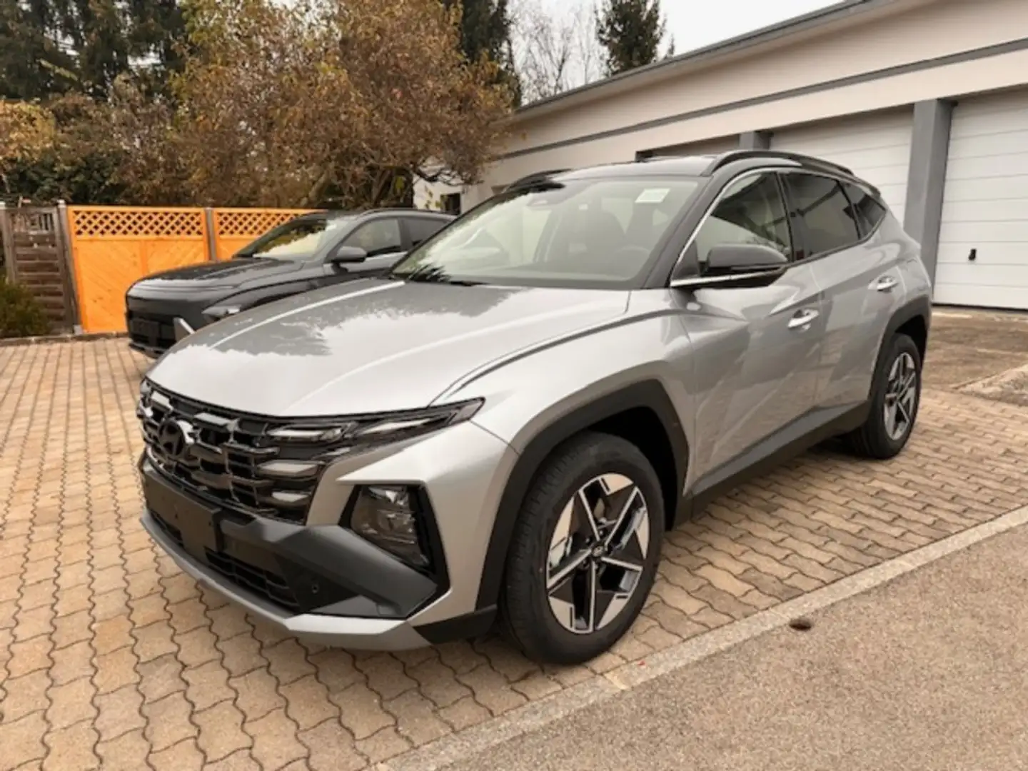 Hyundai TUCSON NX4 GO 1,6 T-GDi 2WD 48V DCT t5bg2-OO2/O4 Argent - 1