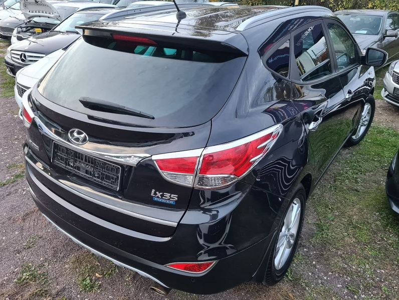 Hyundai iX35 2.0 Style 2WD * LEDER/ KLIMAAUT./ SHZ V+H * — photo 15