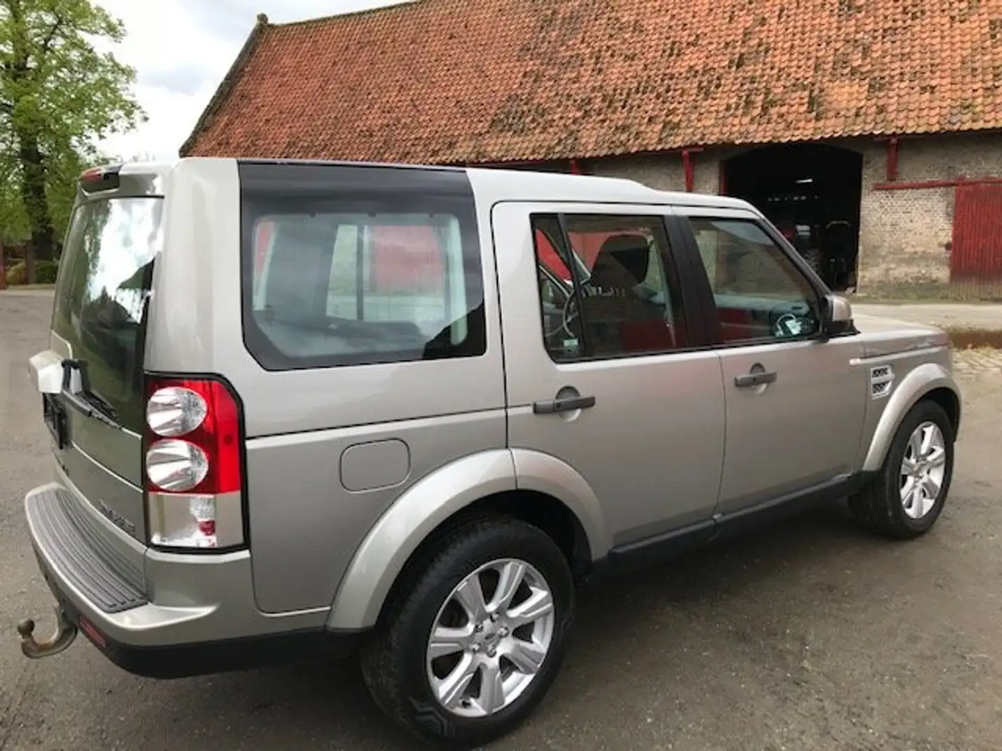 Land Rover Discovery Discovery SD V6 HSE Ezüst - 2