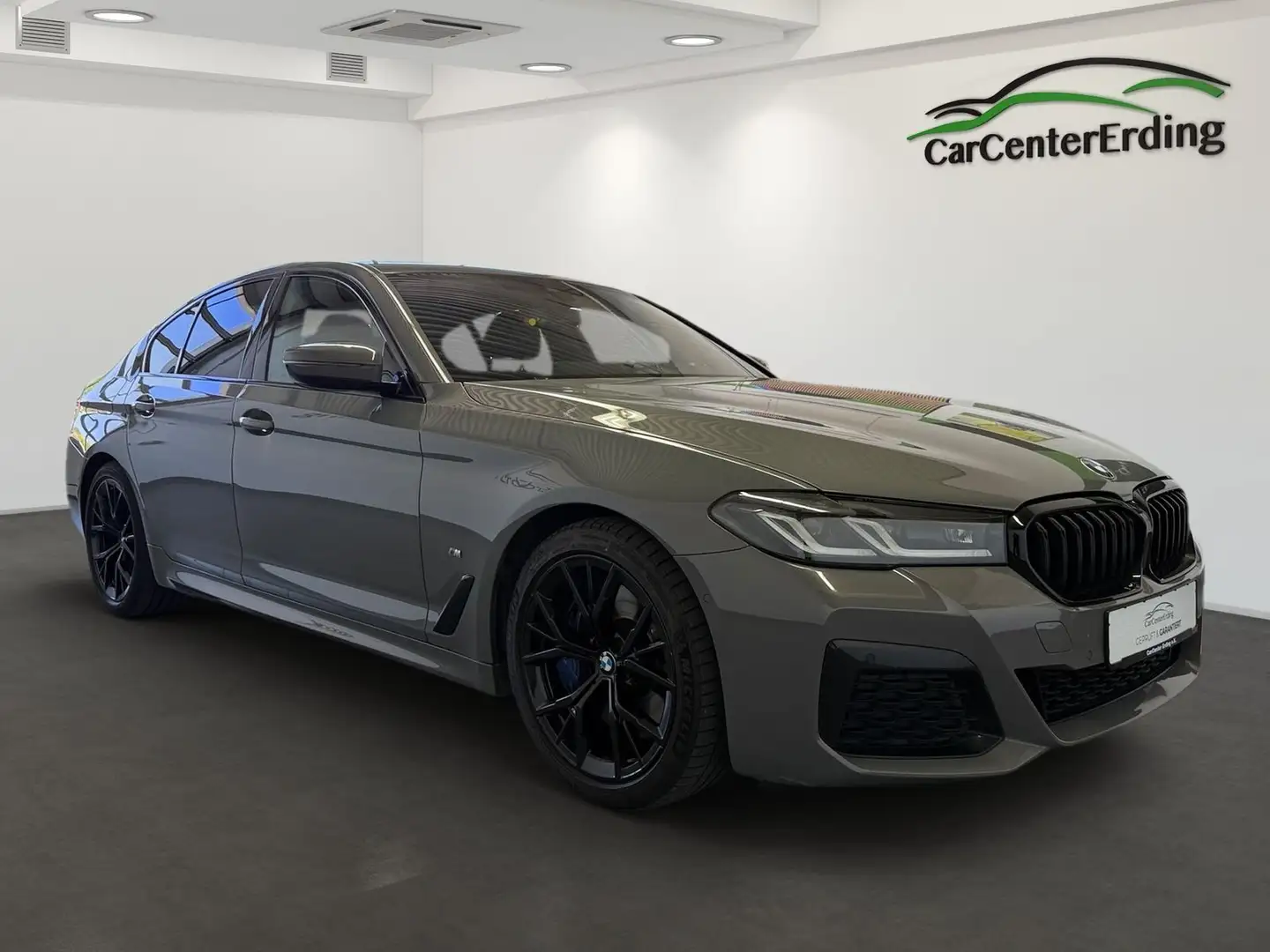 BMW 540 dLim.xDrive*M Sport*A.LED*Navi*Kamera*H&K*DAB Gris - 2