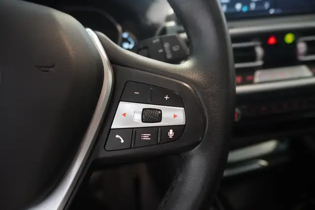 BMW X3 view 13