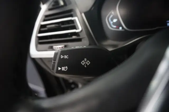 BMW X3 view 14