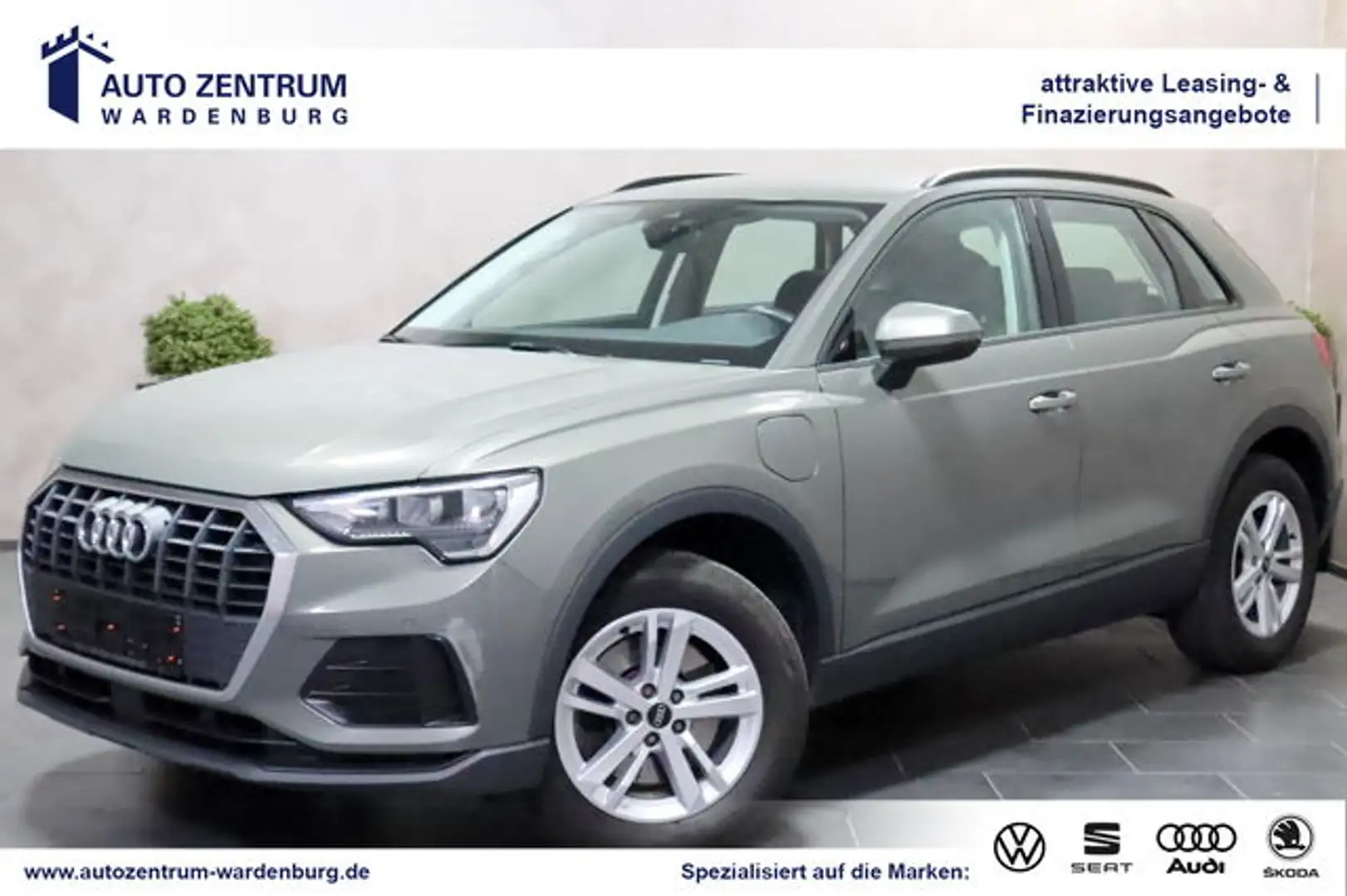Audi Q3 45 TFSI e AHK LED CAM VIRTUAL ACC NAVI SHZ Grau - 1