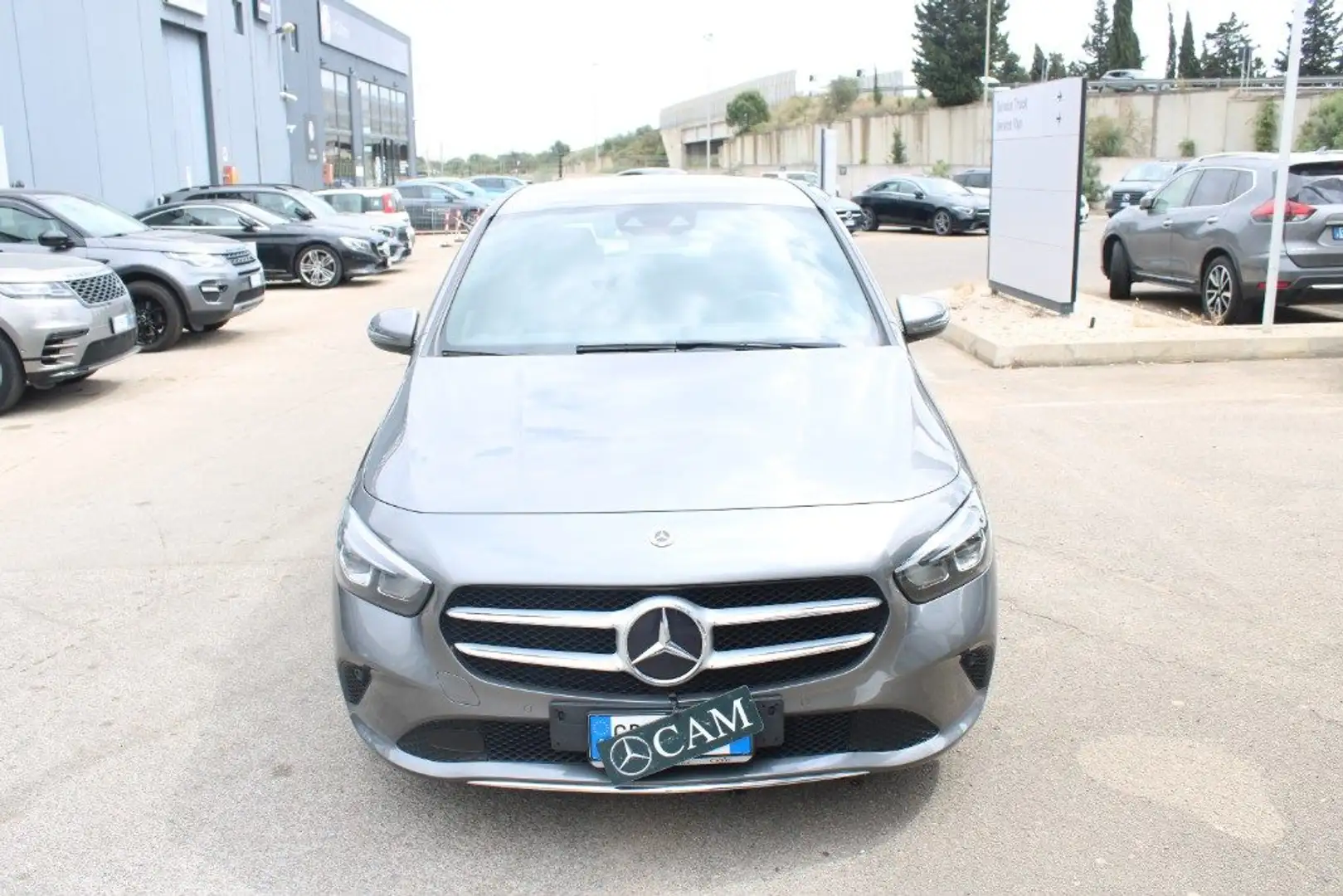 Mercedes-Benz B 180 d Automatic Gris - 1