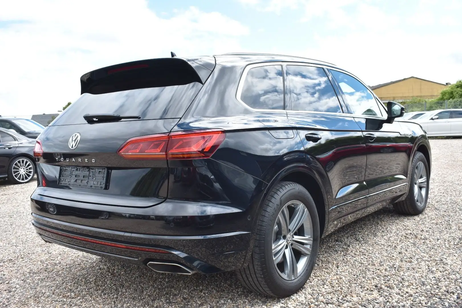 Volkswagen Touareg R-Line 4Motion Matrix HUD Panorama B.Sit Noir - 2