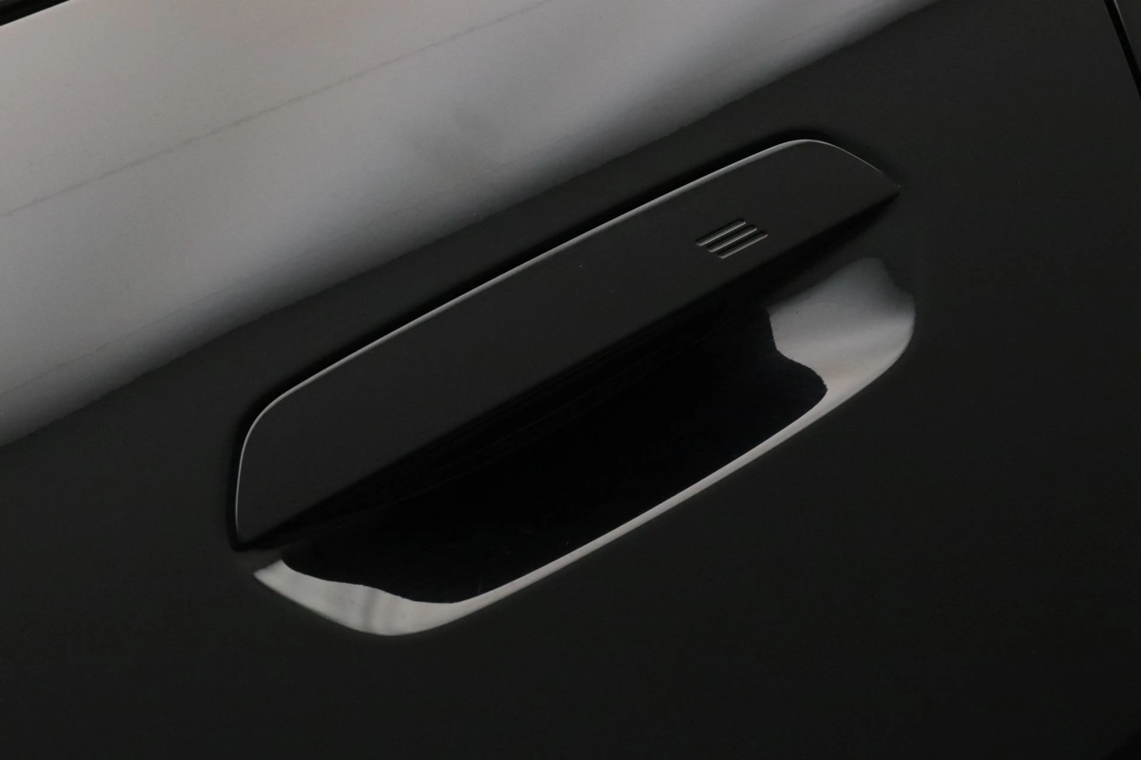 BMW iX2 xDrive30 67 kWh M-Sport Pro | Harman Kardon | 19 i — photo 9