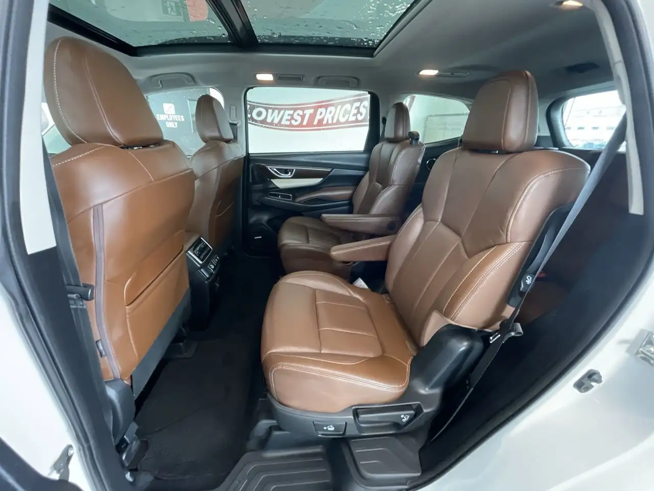 Subaru Ascent photo Subaru Ascent