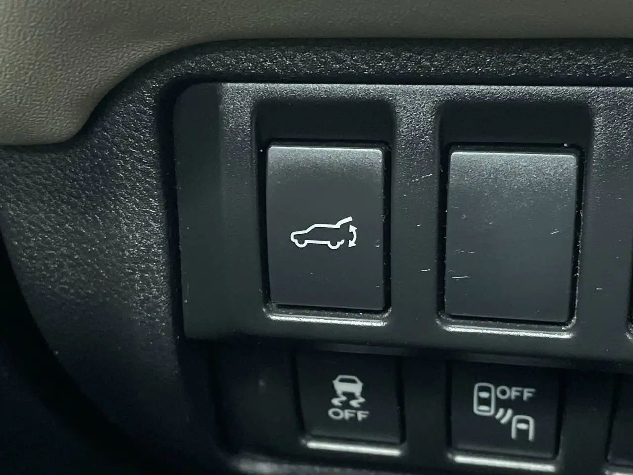 Subaru Ascent photo Subaru Ascent