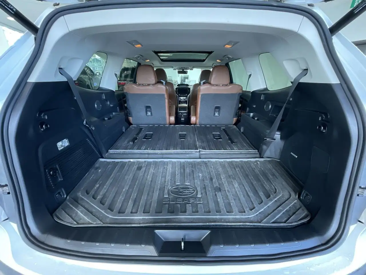 Subaru Ascent photo Subaru Ascent