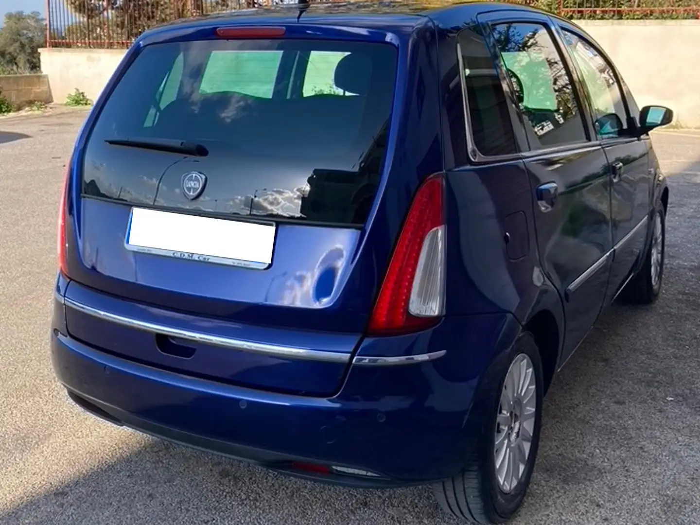 Lancia MUSA 1.4 8V Ecochic (GPL) Platinum Kék - 2