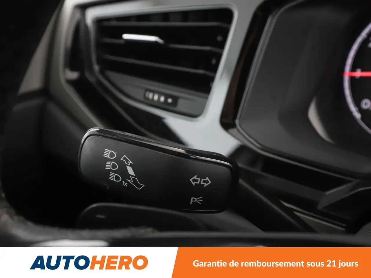 Volkswagen Polo Citadine 5 portes — photo 28