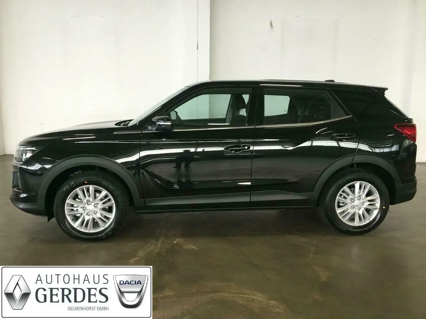 SsangYong Korando Amber 1.5 P MT 2WD "5 Jahre Garantie" Fekete - 2