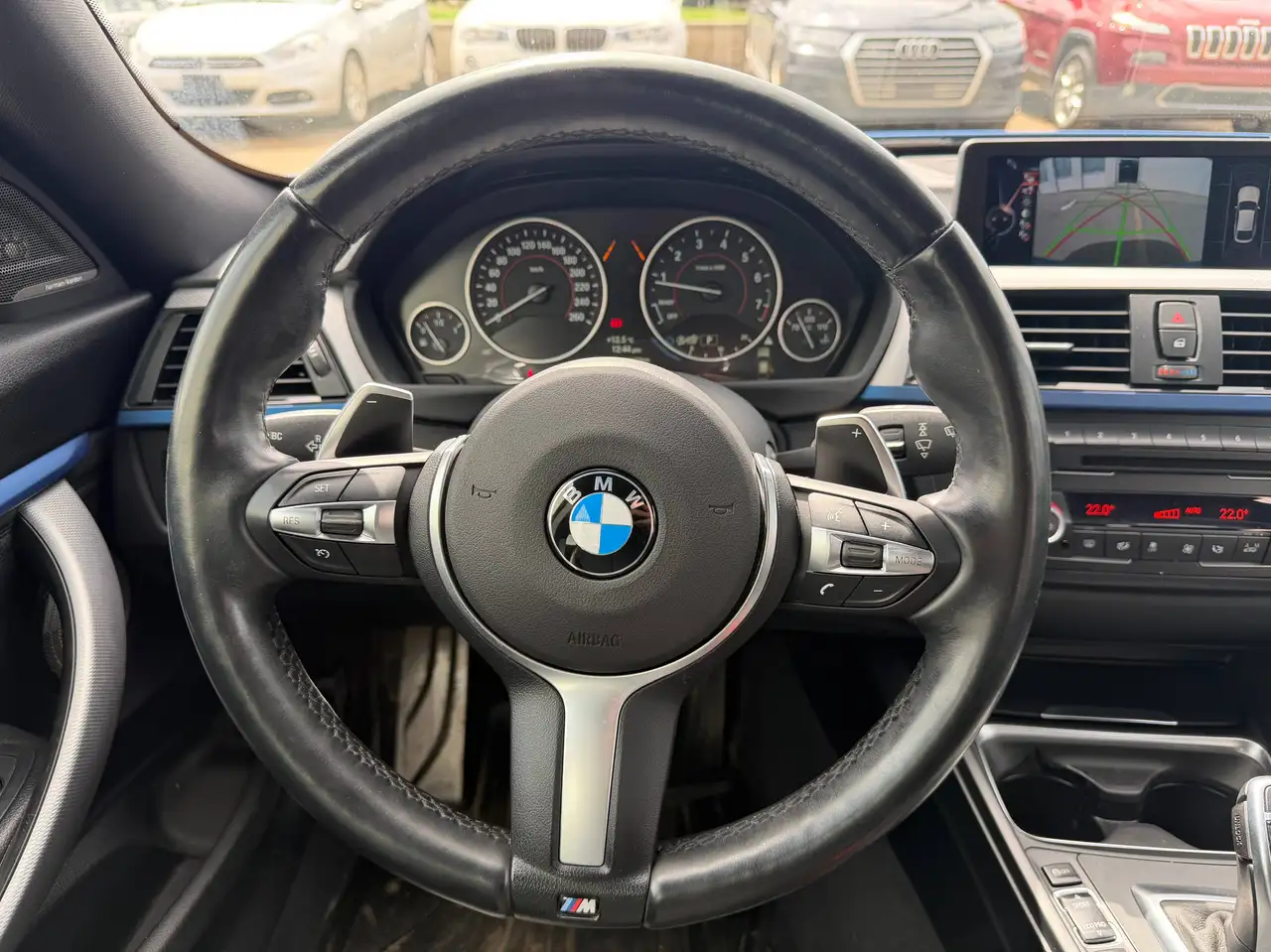 BMW 3 Series снимка BMW 3 Series